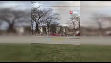 Rusya, Mariupol'de sığınak olarak kullanılan tiyatroyu vurdu