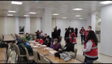 Bursa, Ukrayna'dan tahliye edilen Ahıska Türklerine kucak açtı
