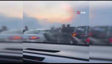 Bursa'da yine düğün konvoyu yine yol kapatma...
