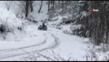 Drift yapmak isteyen traktörün korkutan anları...