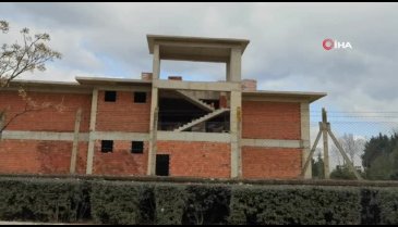 Bursa'da işçi üçüncü kattan düştü