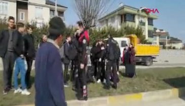 Bursa'da öğrenci servisi kaza yaptı: 4 yaralı