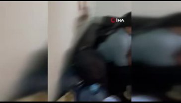 İstanbul'da Nepal uyruklu göçmenler bavullarıyla yakalandı