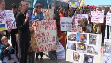 Bursa'daki Ukraynalılar'dan savaşa protesto