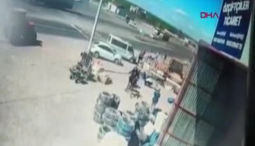 5 kişinin yaralandığı esnafın park kavgası kamerada