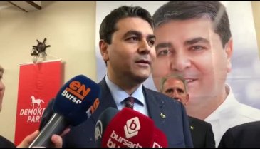 Bursa'da Demokratlar iftar programında buluştu