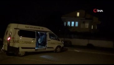 Ev arkadaşını başına çekiçle vurarak öldürdü