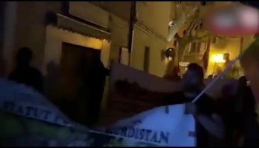 Fransa'da terör destekçileri sokaklara döküldü