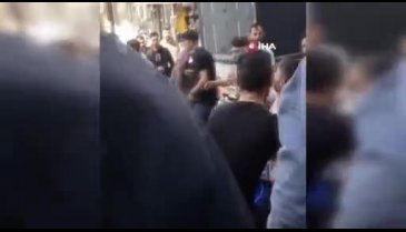 İstanbul'da bir manavı tekme-tokat dövdüler