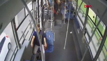 Bursa'da halk otobüsünde savrulan kadının kolu kırıldı