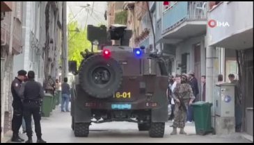 Bursa'da terör örgütüne ait hücre evine baskın!