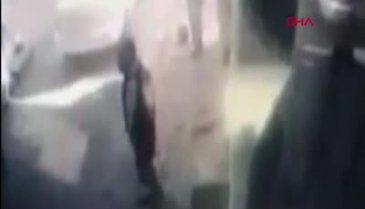 Bursa'da sokak ortasında kadına şiddet