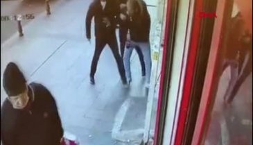 İstanbul'da telefon kavgasında öldürüldü