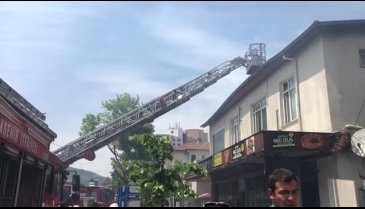 Bursa'nın merkezinde korkutan yangın