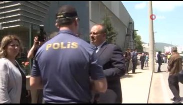 Bursa protokolü fabrika yangını hakkında bilgi verdi
