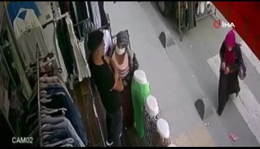 İstanbul'da tırnakçılık yöntemi ile hırsızlık kamerada