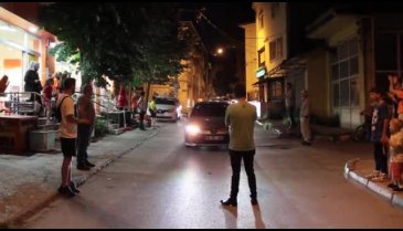 Bursa'daki mahalleden şampiyona yakışır karşılama