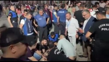 Cengiz Kurtoğlu konserinde silahlar konuştu