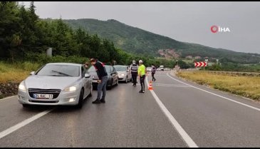 Bursa'ya izinsiz yürüyüş için gelenlerin geçişine müsaade edilmiyor