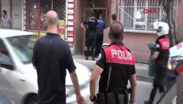 Bursa'da babasına bıçakla saldıran evlatlık, biber gazıyla etkisiz hale getirildi