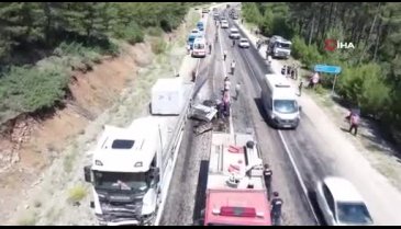Bursa'da feci kaza: Anne ve oğlu aynı otomobilde can verdi
