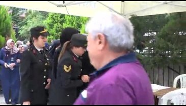 Bursa şehidine veda etti 3