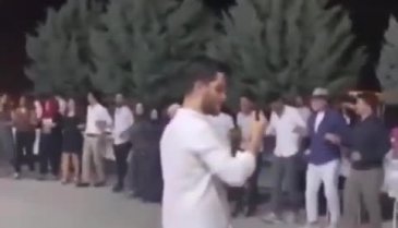 Asgari ücrete gelen zamma halaylı kutlama
