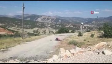 Tunceli'de kardeşinin şehit düştüğü yerde namaz kıldı