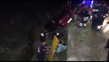 Kırıkkale'de  otomobil dereye devrildi