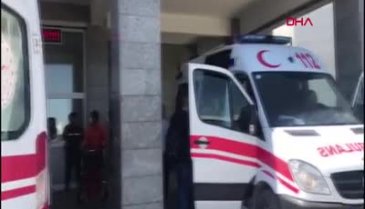 Konya'da tarım işçilerini taşıyan minibüs devrildi: 2 ölü, 17 yaralı