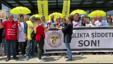 Bursa'da hekimler grevde: Ölmek istemiyoruz&nbsp;