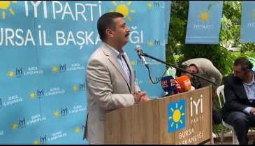 İYİ Parti Bursa Kültürpark'ta bayramlaşıyor