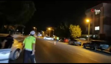 Bursa'da hareketli gece: 16 yaşındaki sürücü, havaya ateş açılarak durduruldu