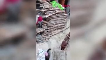 At arabalı kadınların hırsızlığı kamerada