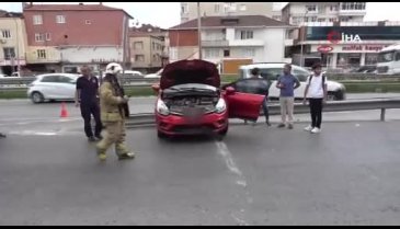 Fren yerine gaza bastı kaldırımdaki yayayı yaraladı
