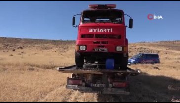 İtfaiye aracı alevlere teslim oldu