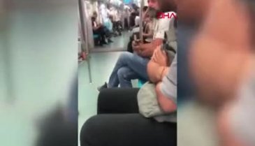 Marmaray'da yolcuların kavgası kamerada