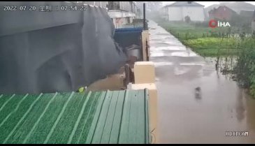 Çin'de üst üste felaket!