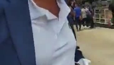 Şenol Güneş'in kavga eden kadınları izlediği görüntüler gündem oldu