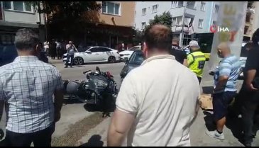 Bursa'da yunus polisleri ile otomobil birbirine çarptı: 2 polis yaralı