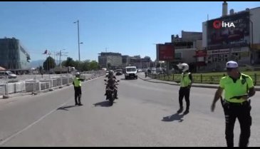Bursa'da motosiklet sürücülerine denetim