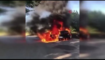 Bursa'da seyir halindeki araç alev topuna döndü