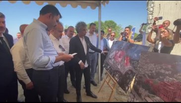 Bakan Kurum Çekirge Teras'ta