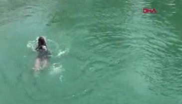 Adana'da polisten yürekleri ısıtan hareket