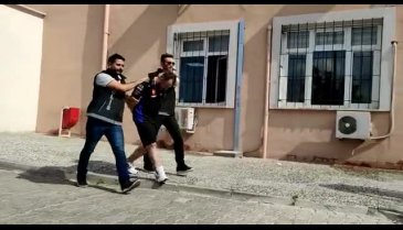Bursa Gemlik'te bir buçuk kilo uyuşturucu yakalandı