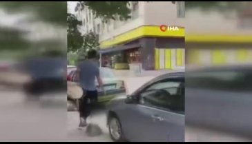 Eskişehir'de 3 genç sokak ortasında kılıçla yürüdü