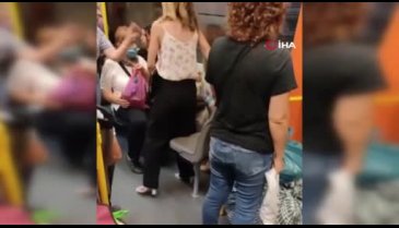 Bursa metrosunda yer verme kavgası kamerada!