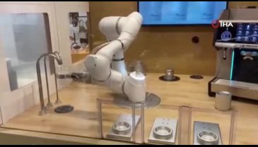 Güney Kore'de robot garsonlar, insanları işsiz bırakıyor