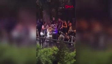 İstanbul'da polisler ile motosikletli grup arasında tartışma çıktı