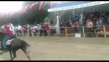 Bursa'da Zafer Bayramı'nda Rahvan Atları Zafer Koşusu yapıldı&nbsp;